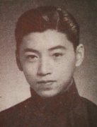 凝固的艺术，永恒的怀念——碑雕艺术与名人的故事