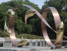 铜艺重生：碑雕与殡葬中的永恒之美